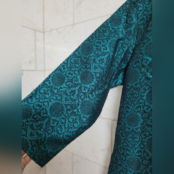 Classy Short Kurta - Picture 6 of 10